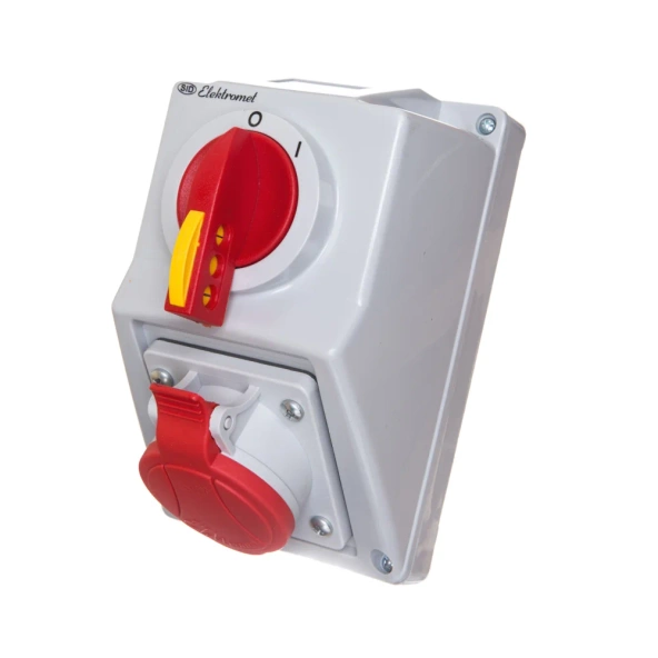 Zestaw instalacyjny z rozłącznikiem 0-1 gniazdo 16A 5 P